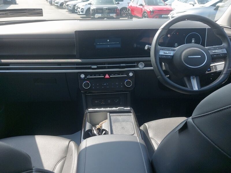 More views of Hyundai Tucson