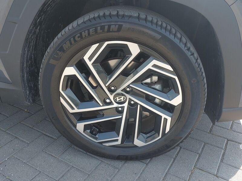 More views of Hyundai Tucson