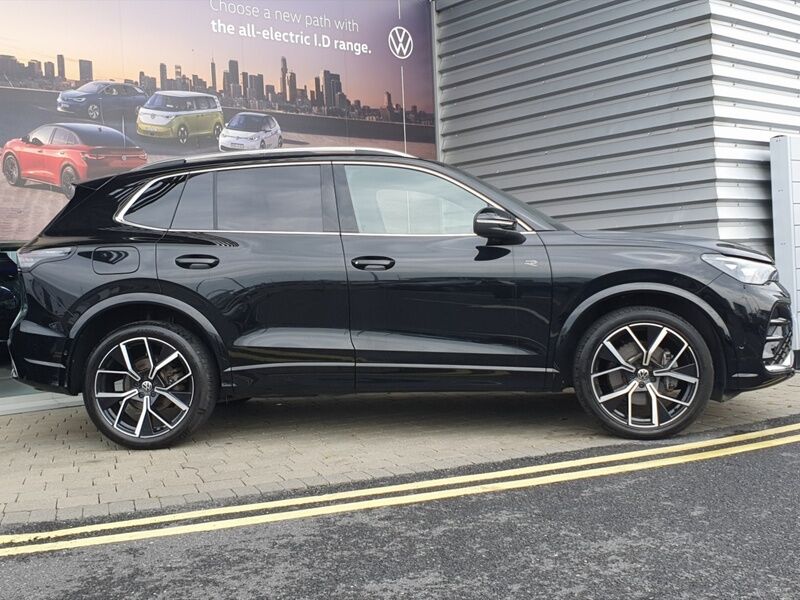 More views of Volkswagen Tiguan