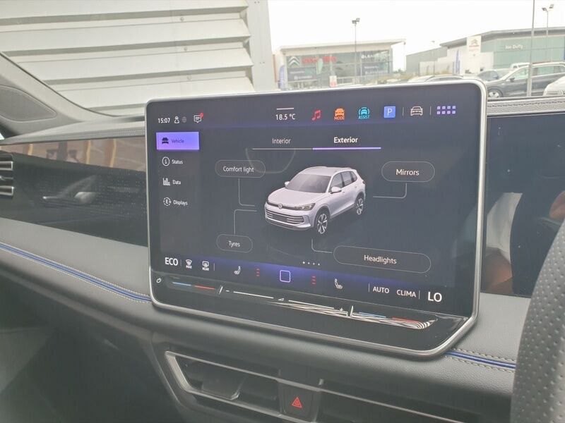 More views of Volkswagen Tiguan