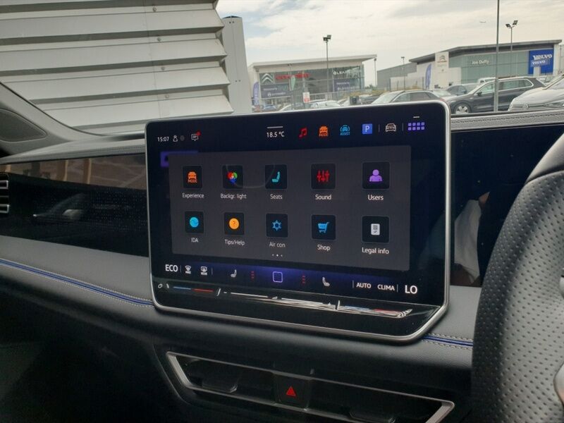 More views of Volkswagen Tiguan