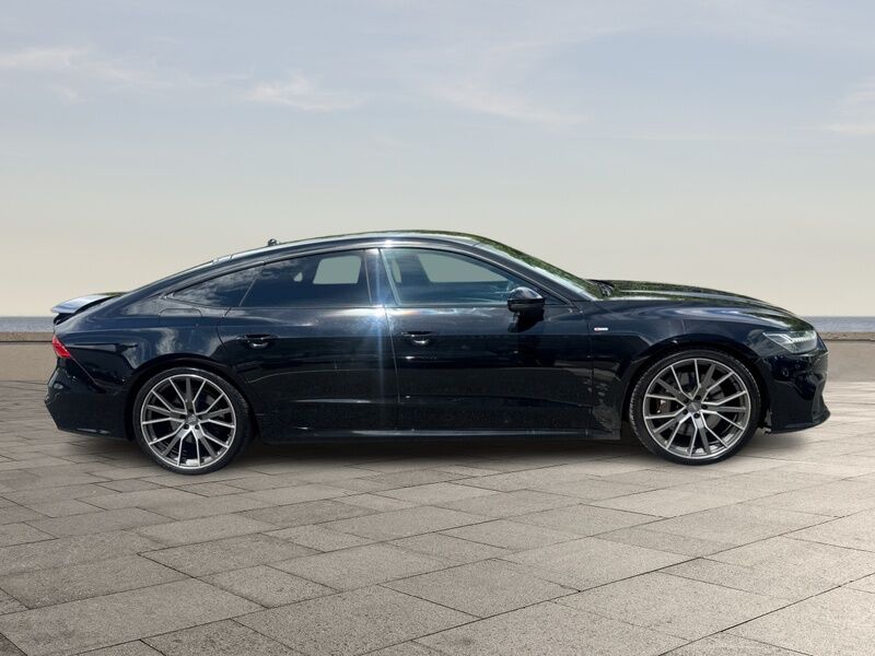 More views of Audi A7