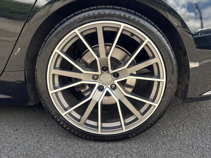 More views of Audi A7