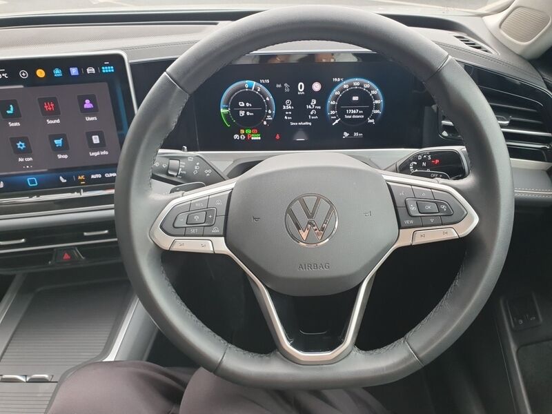 More views of Volkswagen Passat