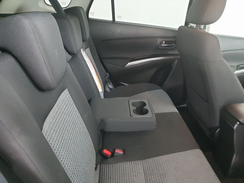 More views of Suzuki SX4