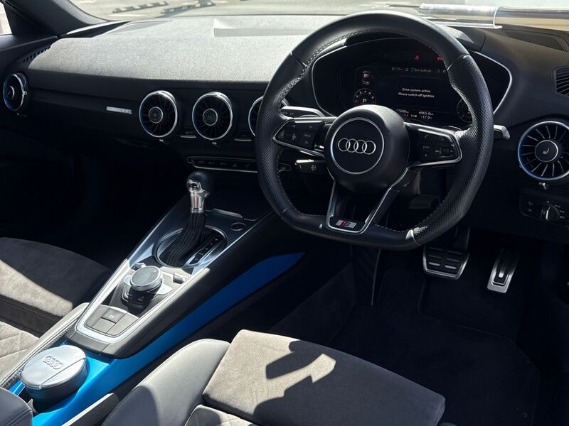 More views of Audi TT