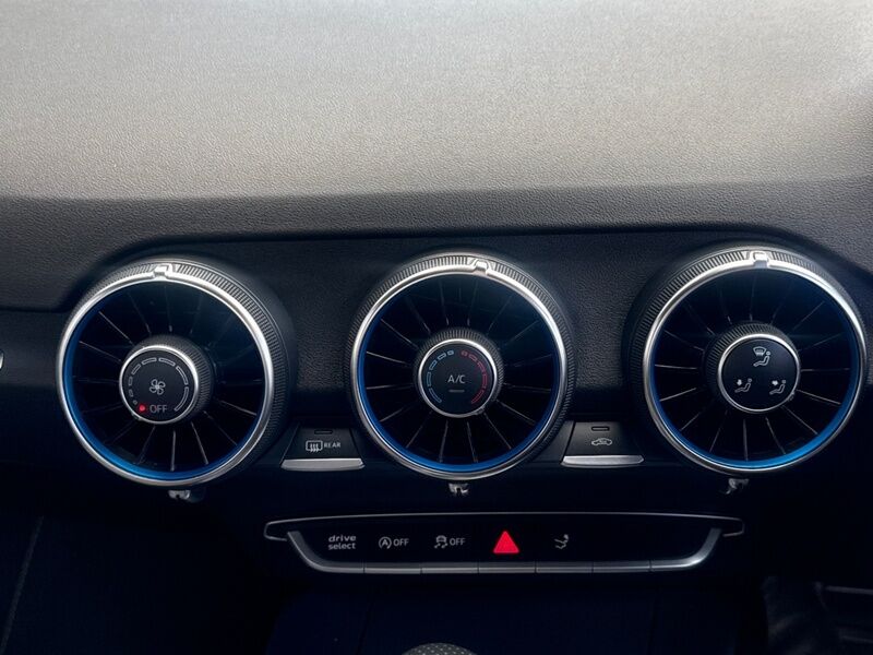 More views of Audi TT