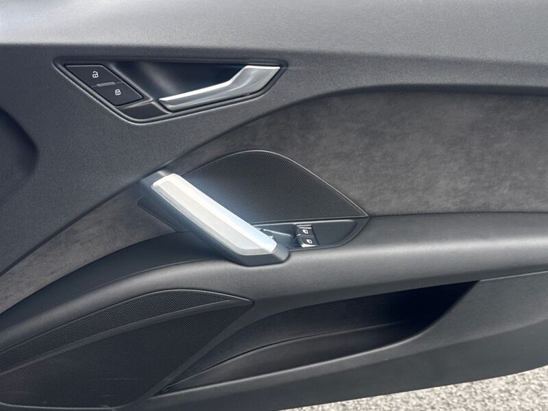 More views of Audi TT