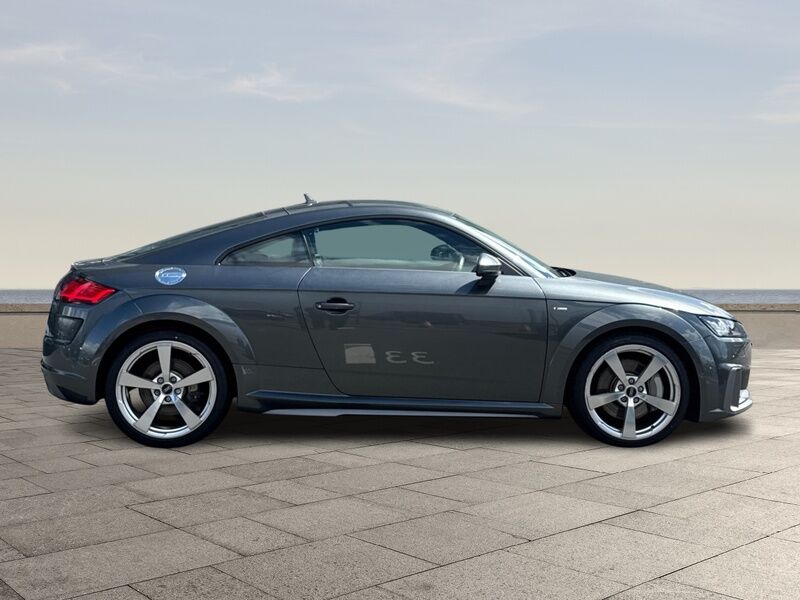 More views of Audi TT