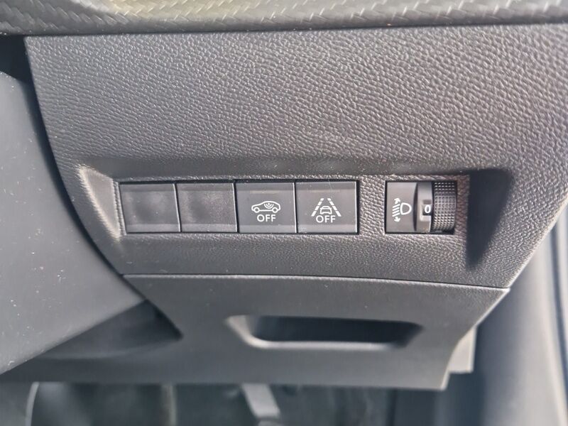 More views of Peugeot 2008