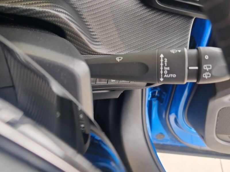 More views of Peugeot 2008