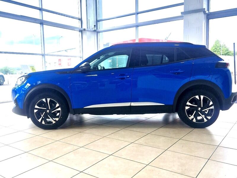 More views of Peugeot 2008