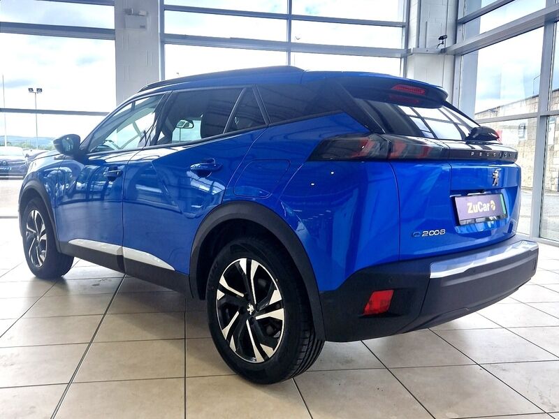 More views of Peugeot 2008