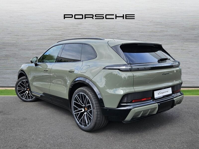 More views of Porsche Cayenne