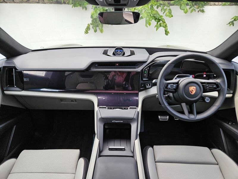 More views of Porsche Cayenne