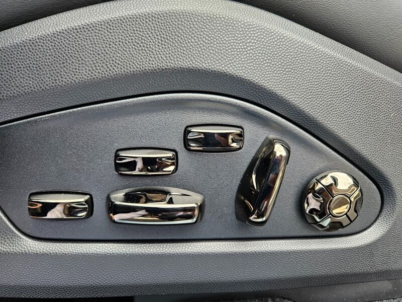 More views of Porsche Cayenne