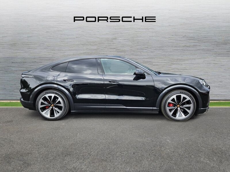 More views of Porsche Cayenne