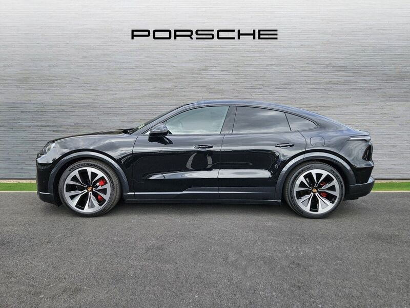 More views of Porsche Cayenne