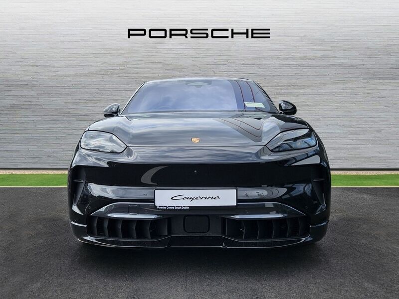 More views of Porsche Cayenne