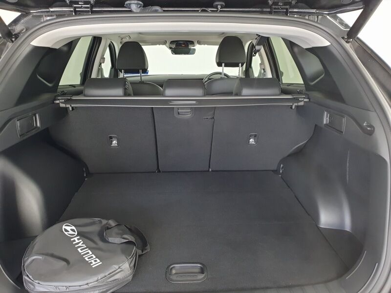 More views of Hyundai Tucson