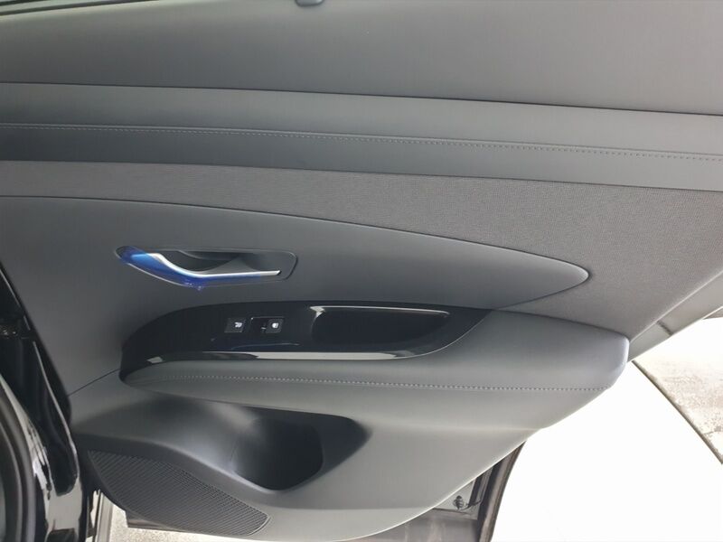 More views of Hyundai Tucson