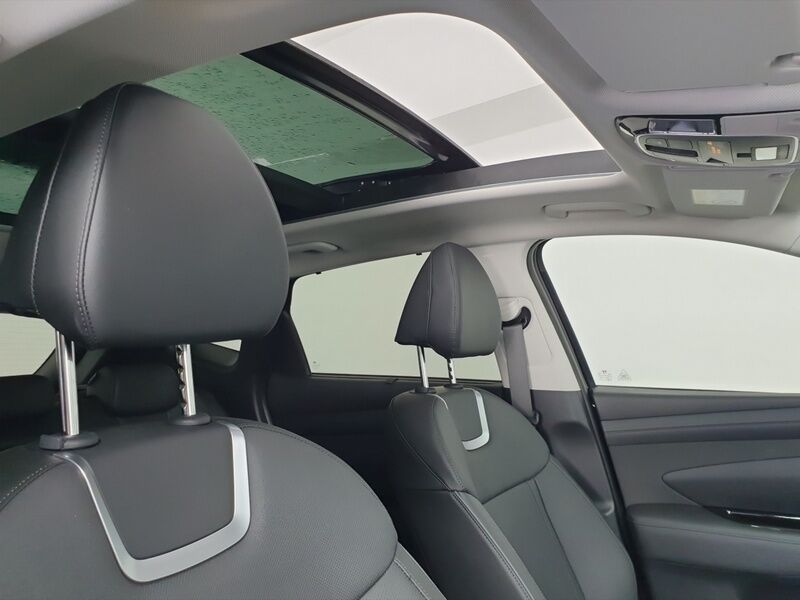 More views of Hyundai Tucson