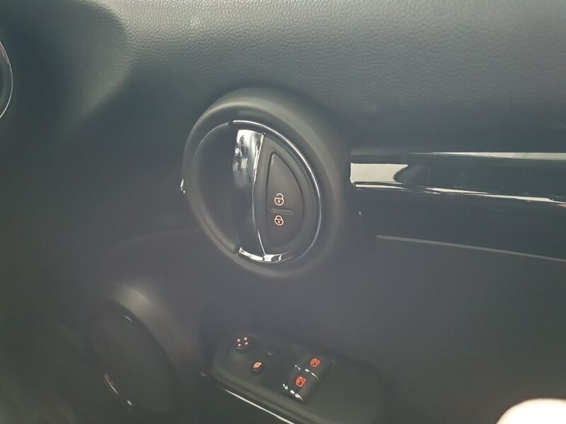More views of Mini Cooper