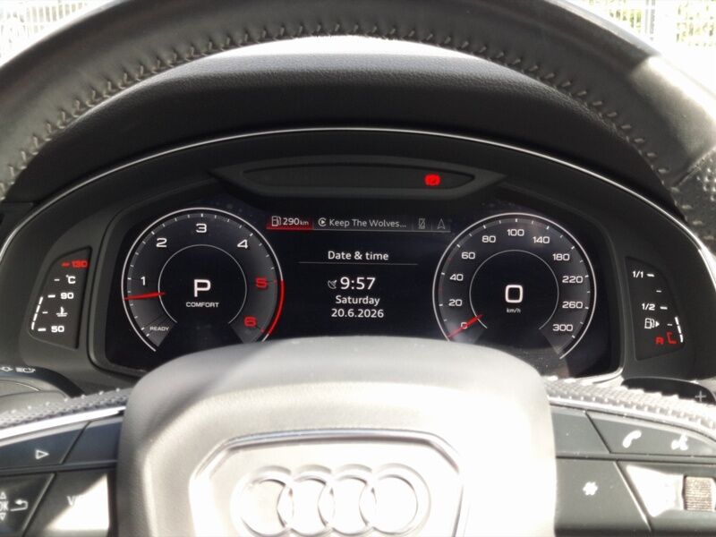 More views of Audi Q7