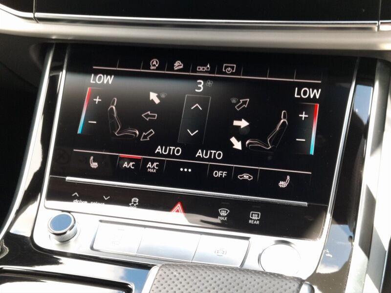More views of Audi Q7