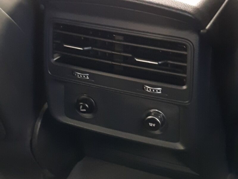 More views of Audi Q7
