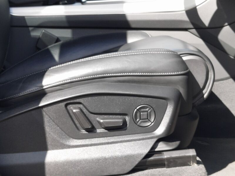 More views of Audi Q7