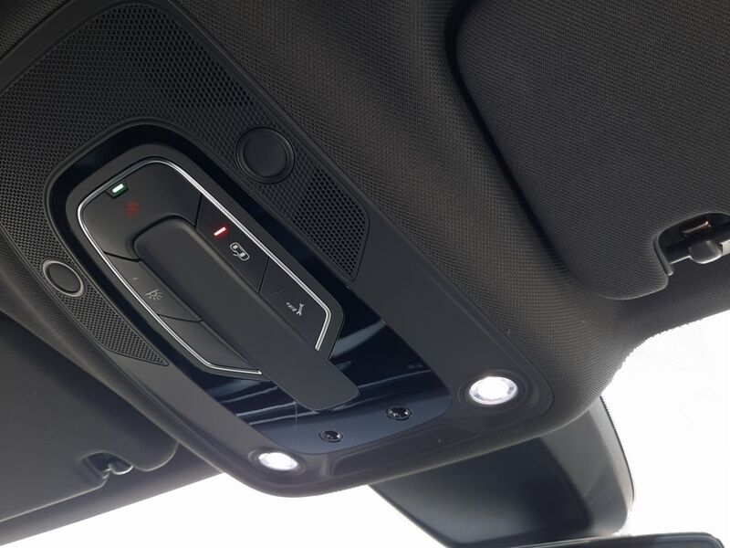 More views of Audi Q7