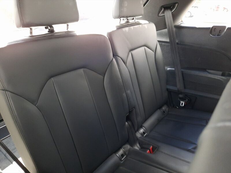 More views of Audi Q7