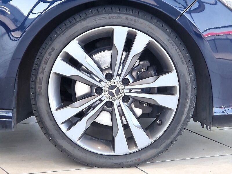More views of Mercedes-Benz CLA