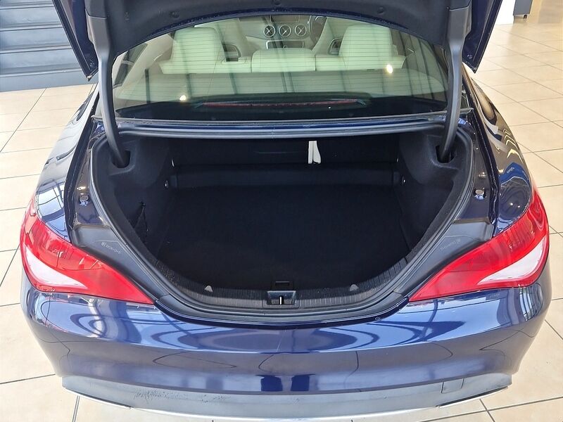 More views of Mercedes-Benz CLA