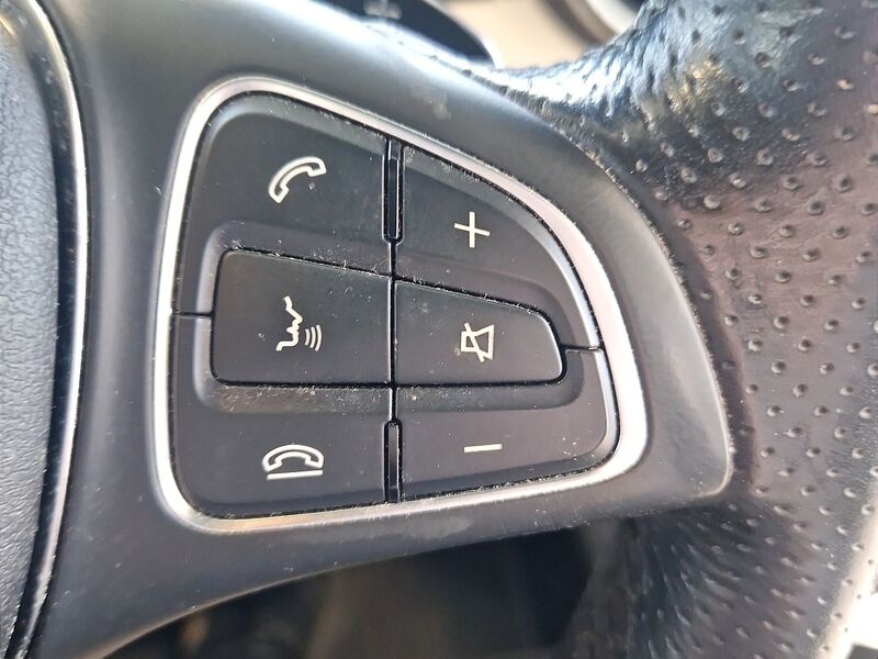 More views of Mercedes-Benz CLA