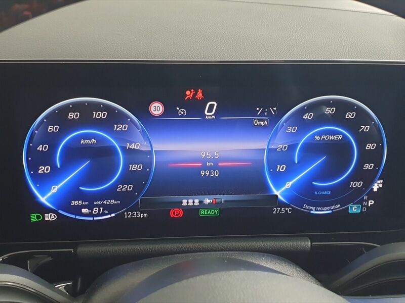 More views of Mercedes-Benz EQA