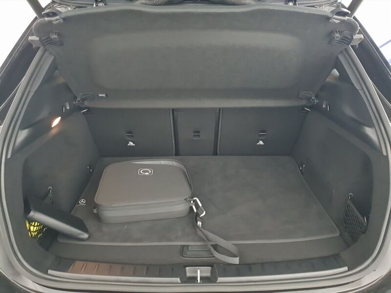 More views of Mercedes-Benz EQA