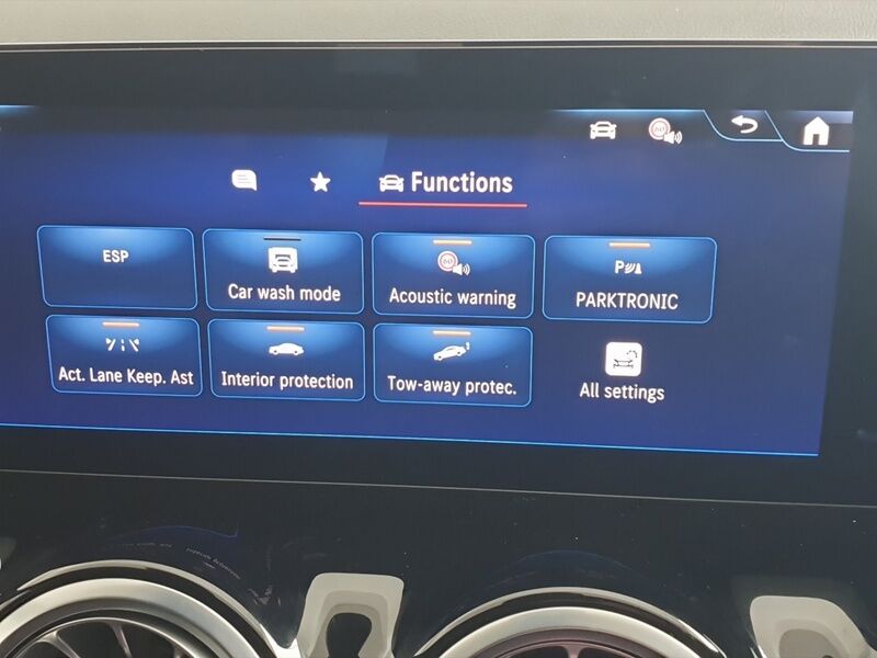 More views of Mercedes-Benz EQA