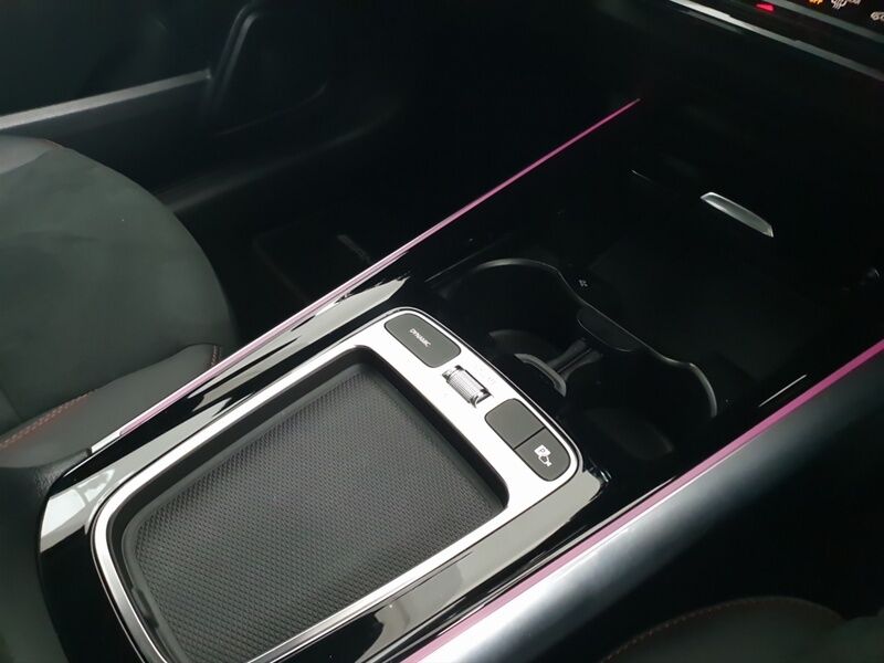 More views of Mercedes-Benz EQA