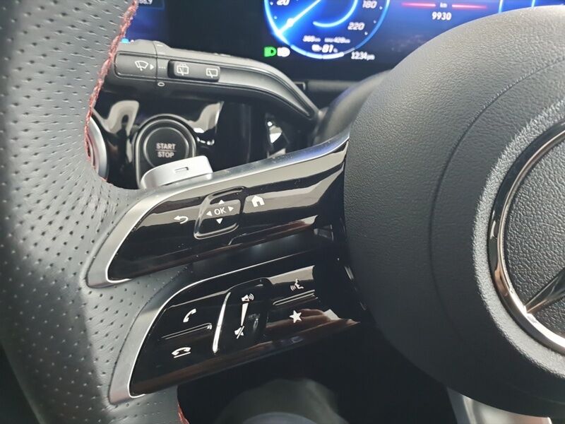 More views of Mercedes-Benz EQA