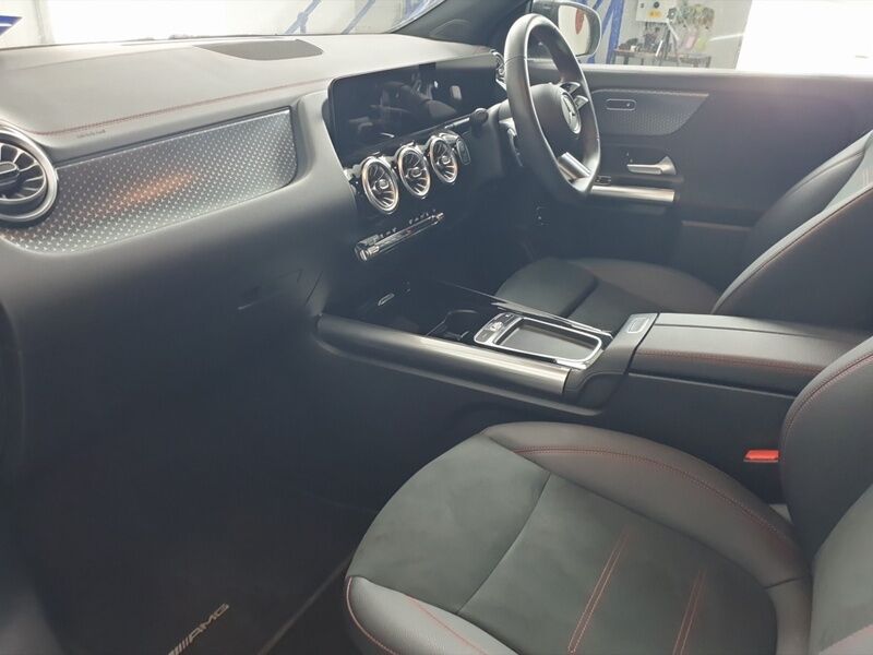 More views of Mercedes-Benz EQA