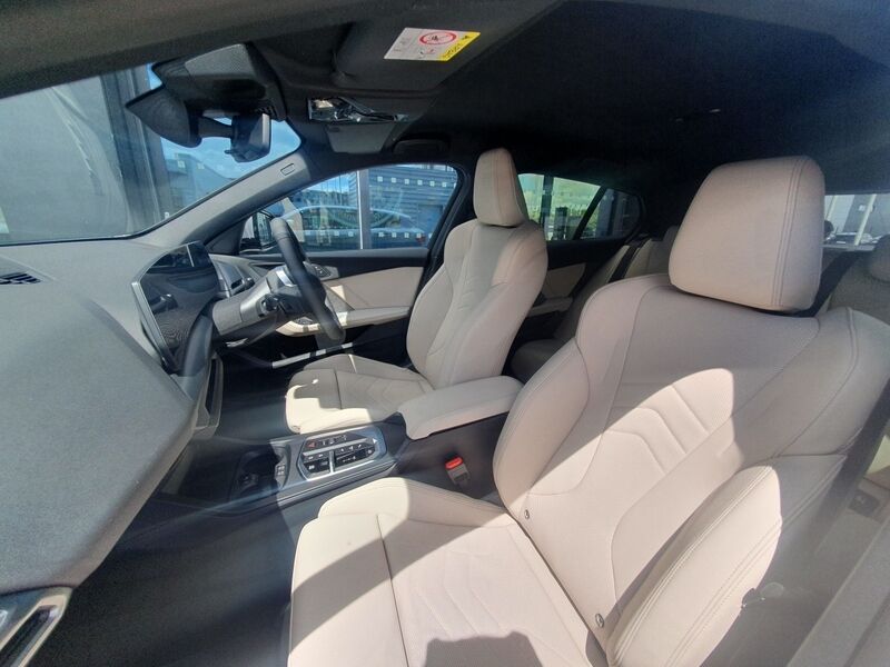 More views of BMW 1-Series