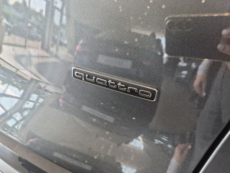 More views of Audi Q5