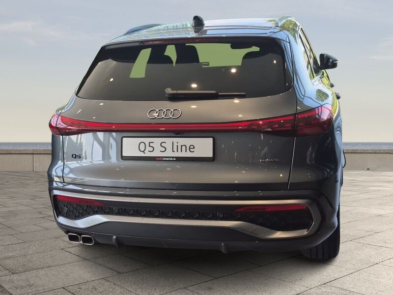 More views of Audi Q5