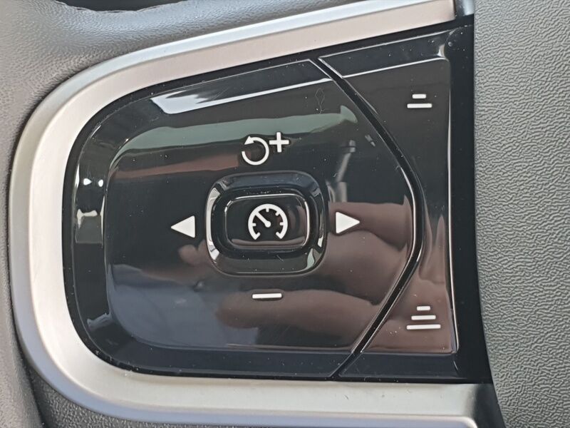 More views of Volvo XC60