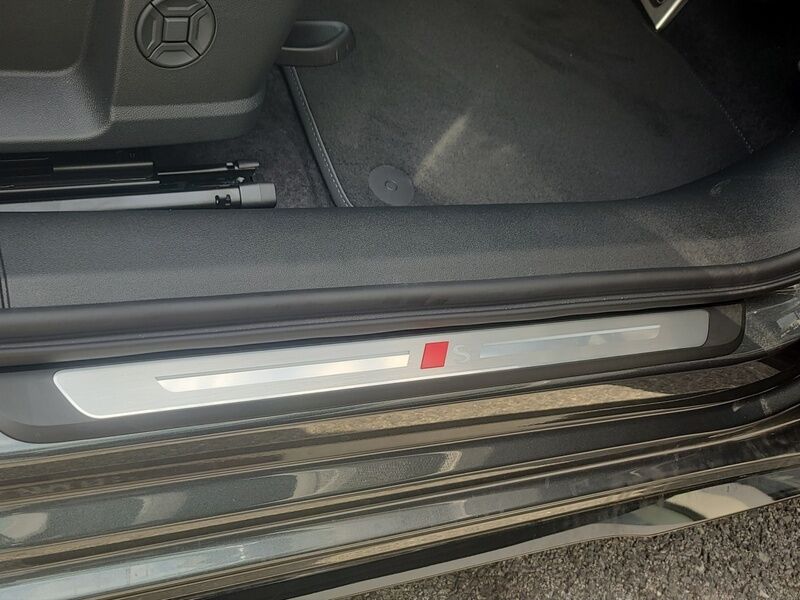 More views of Audi A5