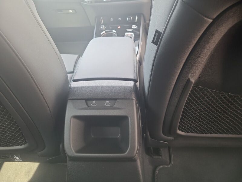 More views of Audi A5
