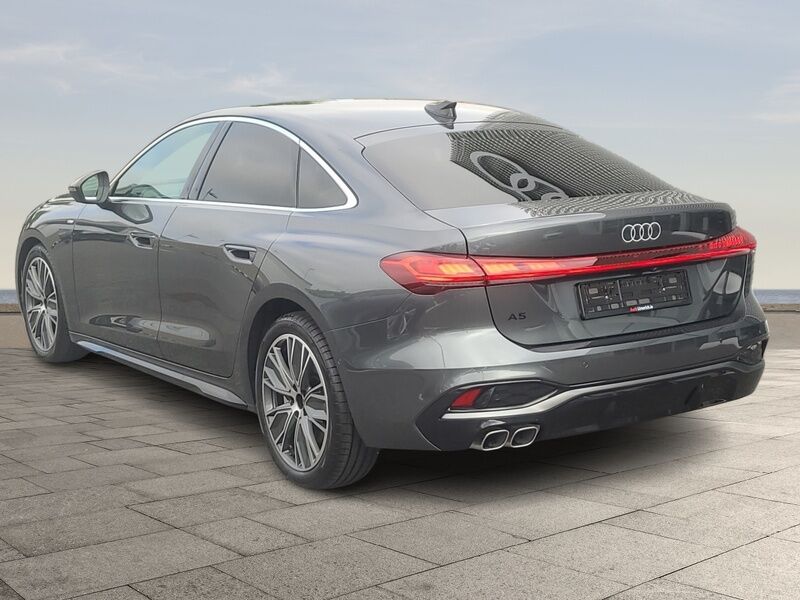 More views of Audi A5