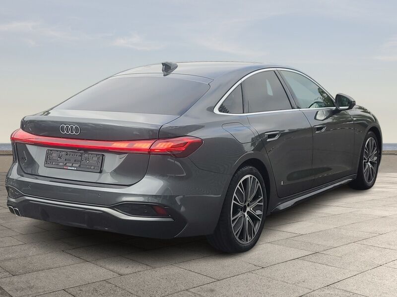 More views of Audi A5